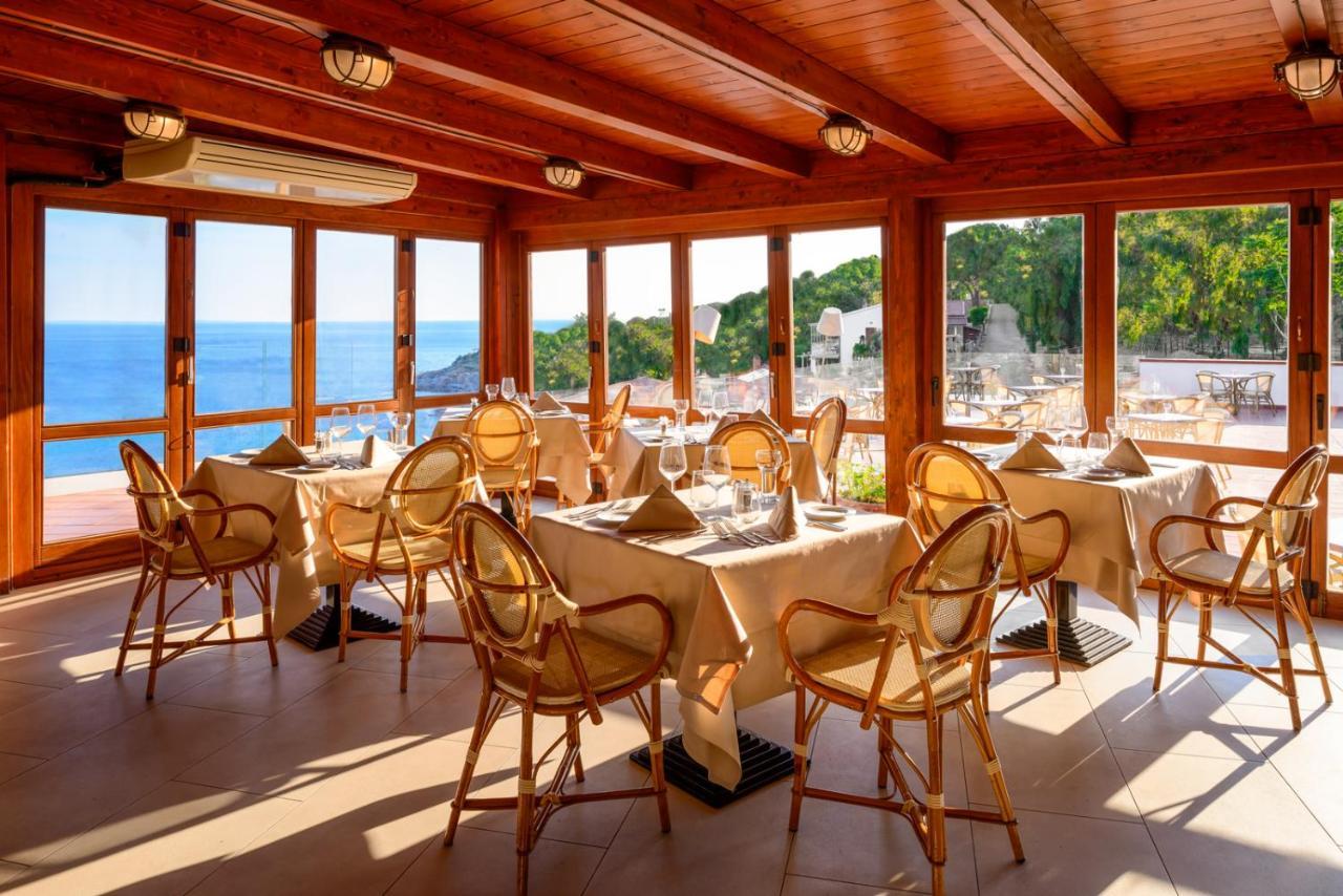 Hotel Baia Imperiale Spiaggia di Cavoli Esterno foto