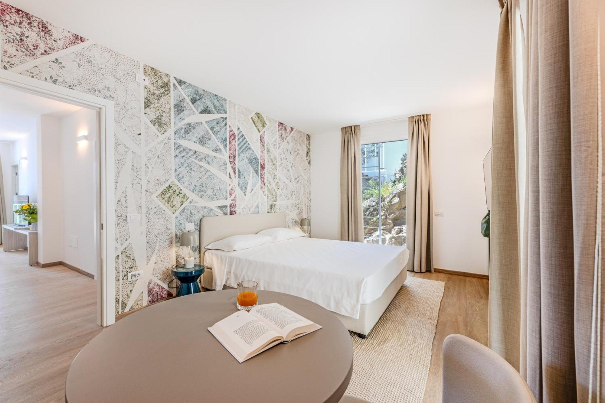 Hotel Baia Imperiale Spiaggia di Cavoli Esterno foto